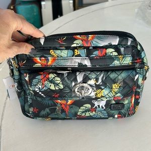 NWT Lug Switch Crossbody with Peekaboo Pouch/wristlet